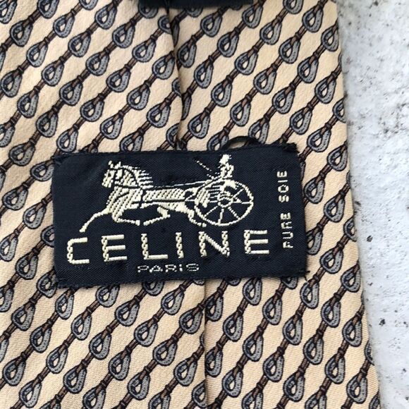 Collection of ties - Picture 6 of 9